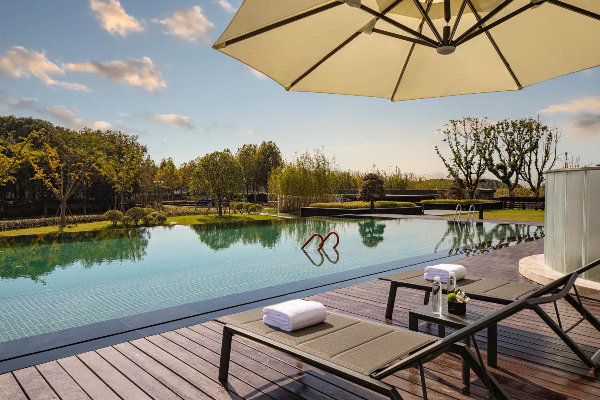 Hotel Indigo Suzhou Yangcheng Lake By Ihg エクステリア 写真